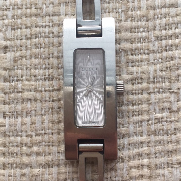 Gucci Watch - Picture 2 of 6